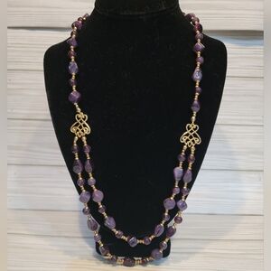 AA11 Vintage Purple & Gold-tone Necklace